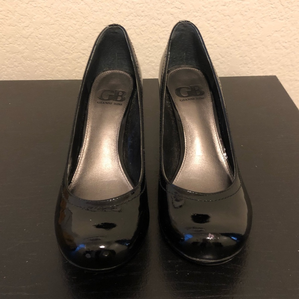 Black patent heels
